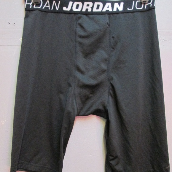 jordan compression shorts